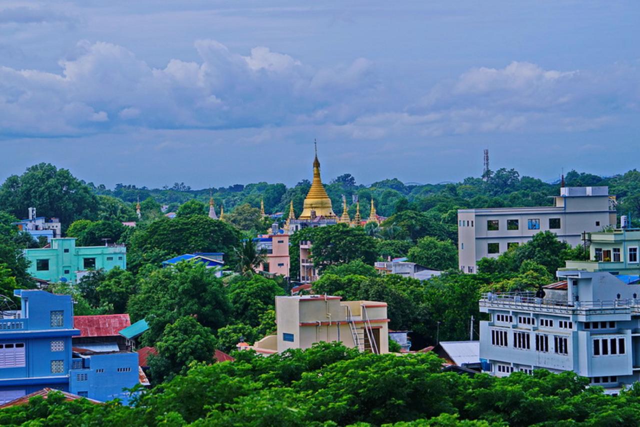 Hotel Boss - Mandalay Bagian luar foto