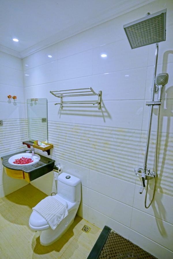 Hotel Boss - Mandalay Bagian luar foto