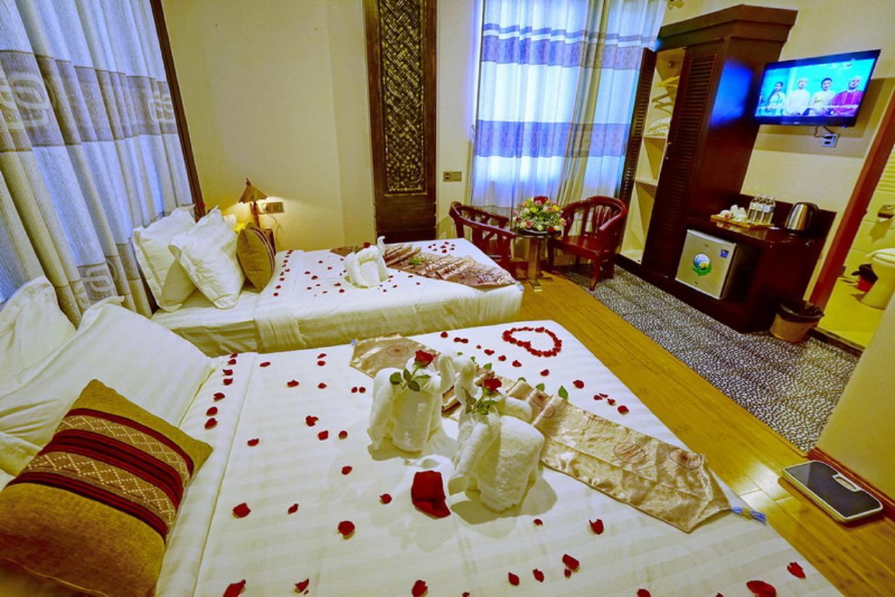 Hotel Boss - Mandalay Bagian luar foto