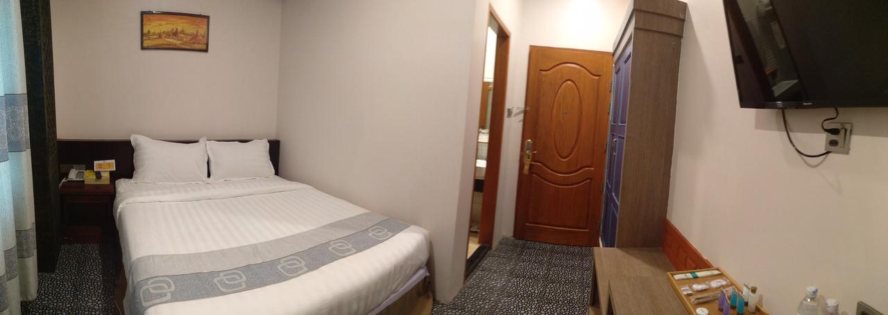 Hotel Boss - Mandalay Bagian luar foto